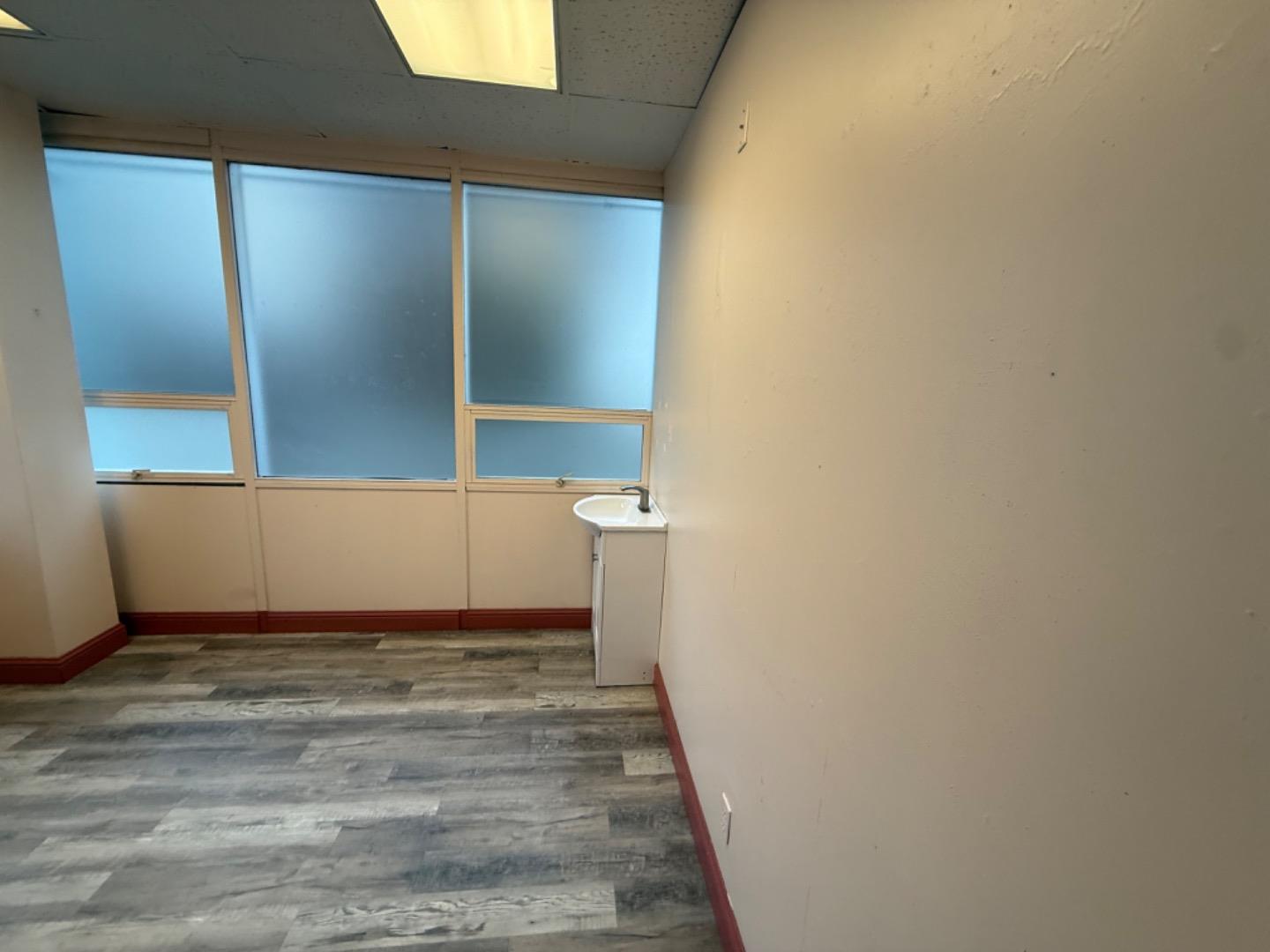 Detail Gallery Image 7 of 22 For 199 California Dr #120,  Millbrae,  CA 94030 - – Beds | – Baths