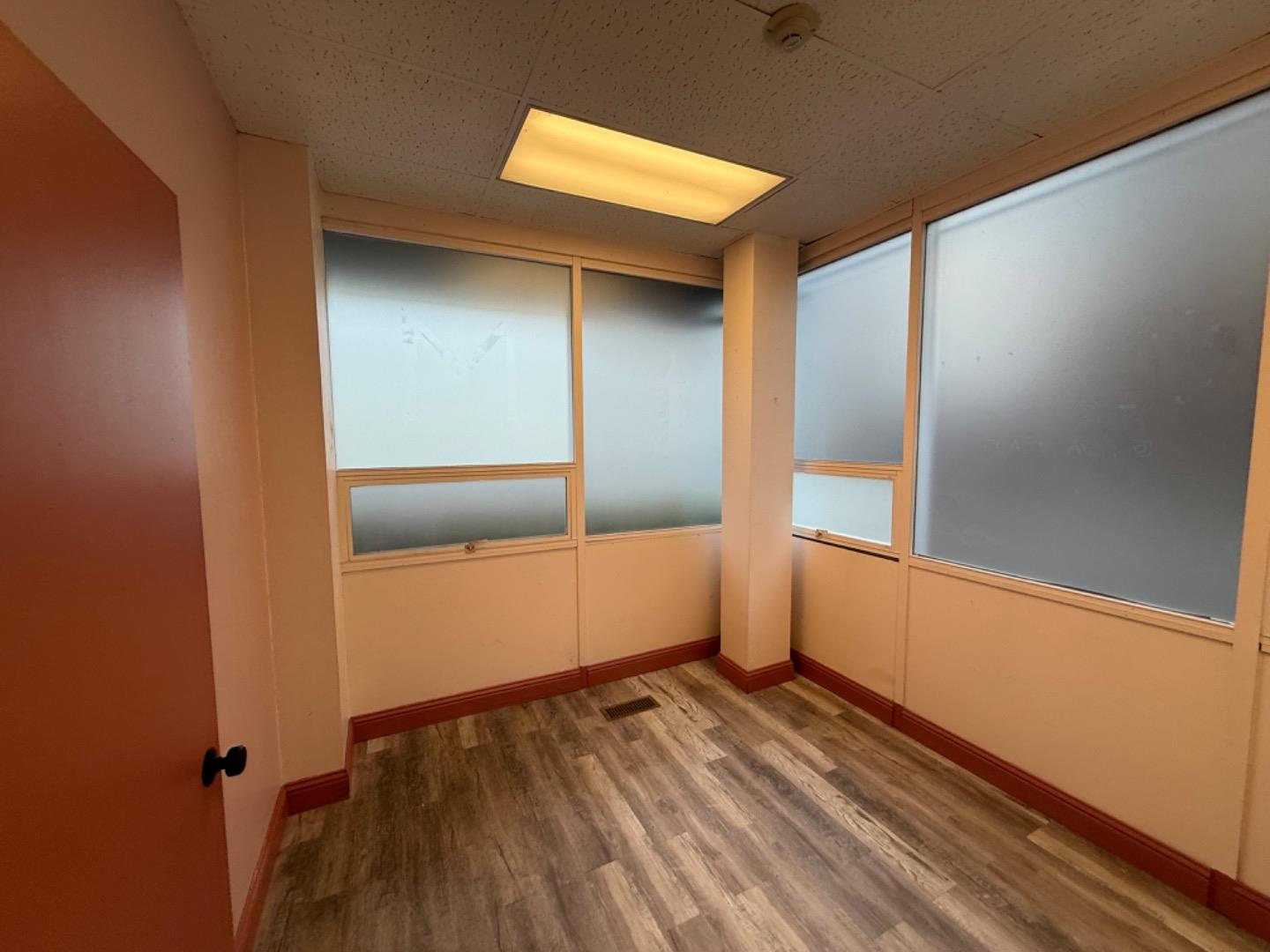 Detail Gallery Image 8 of 22 For 199 California Dr #120,  Millbrae,  CA 94030 - – Beds | – Baths