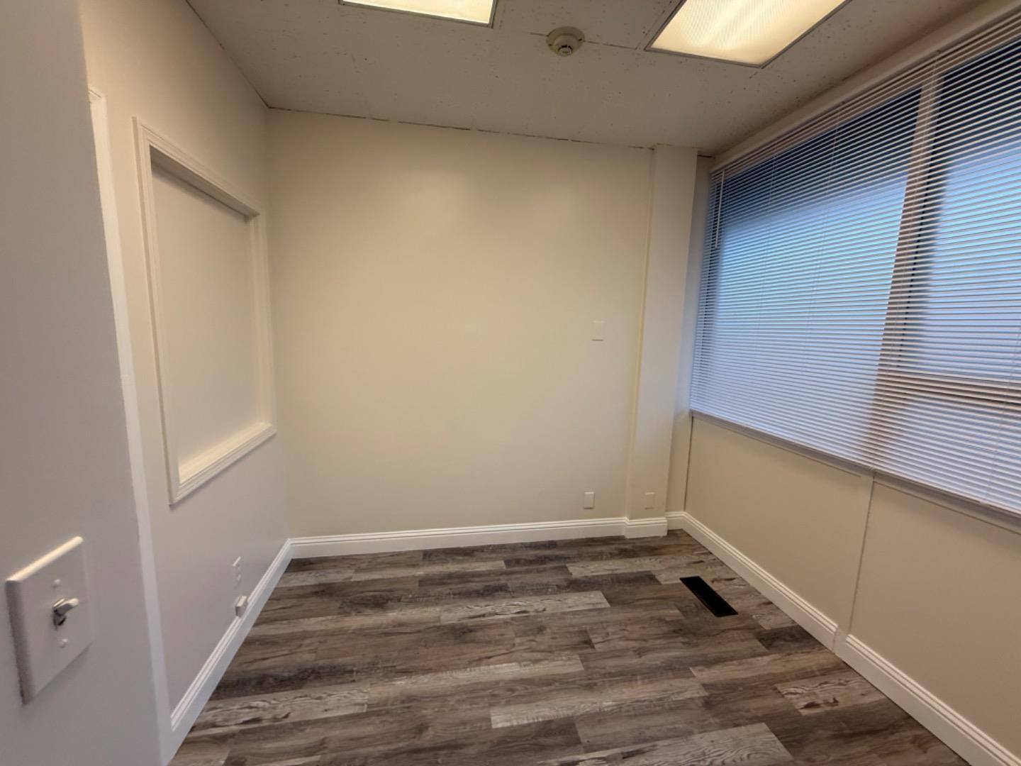 Detail Gallery Image 9 of 22 For 199 California Dr #120,  Millbrae,  CA 94030 - – Beds | – Baths