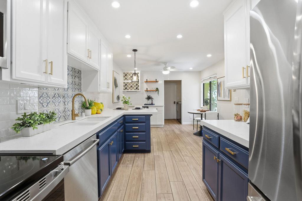 Front Image Thumbnail for ML82041305