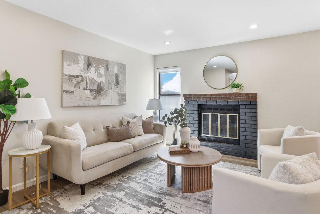 Detail Gallery Image 7 of 25 For 37723 Cedar Blvd, Newark,  CA 94560 - 3 Beds | 2/1 Baths