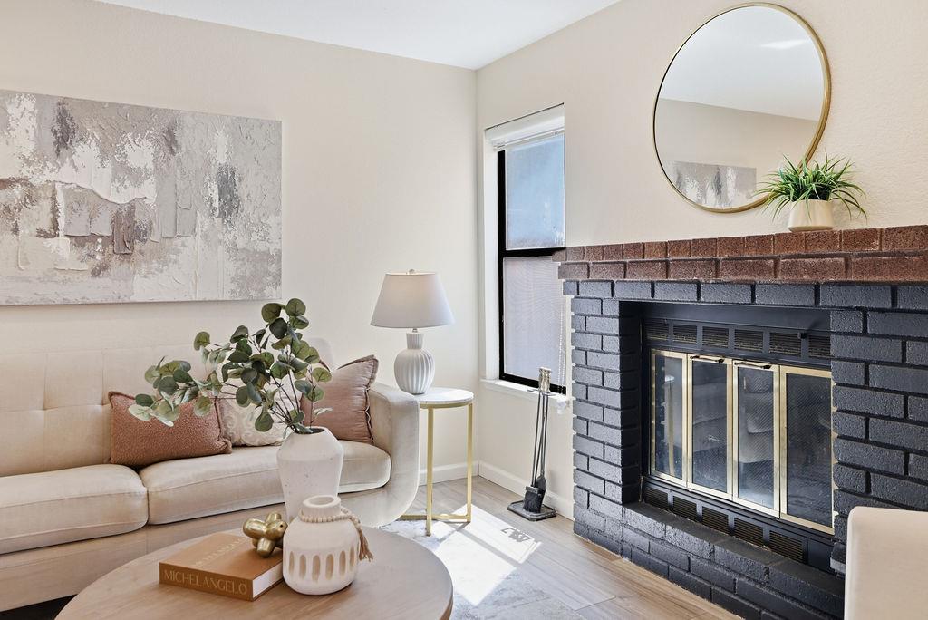 Detail Gallery Image 8 of 25 For 37723 Cedar Blvd, Newark,  CA 94560 - 3 Beds | 2/1 Baths