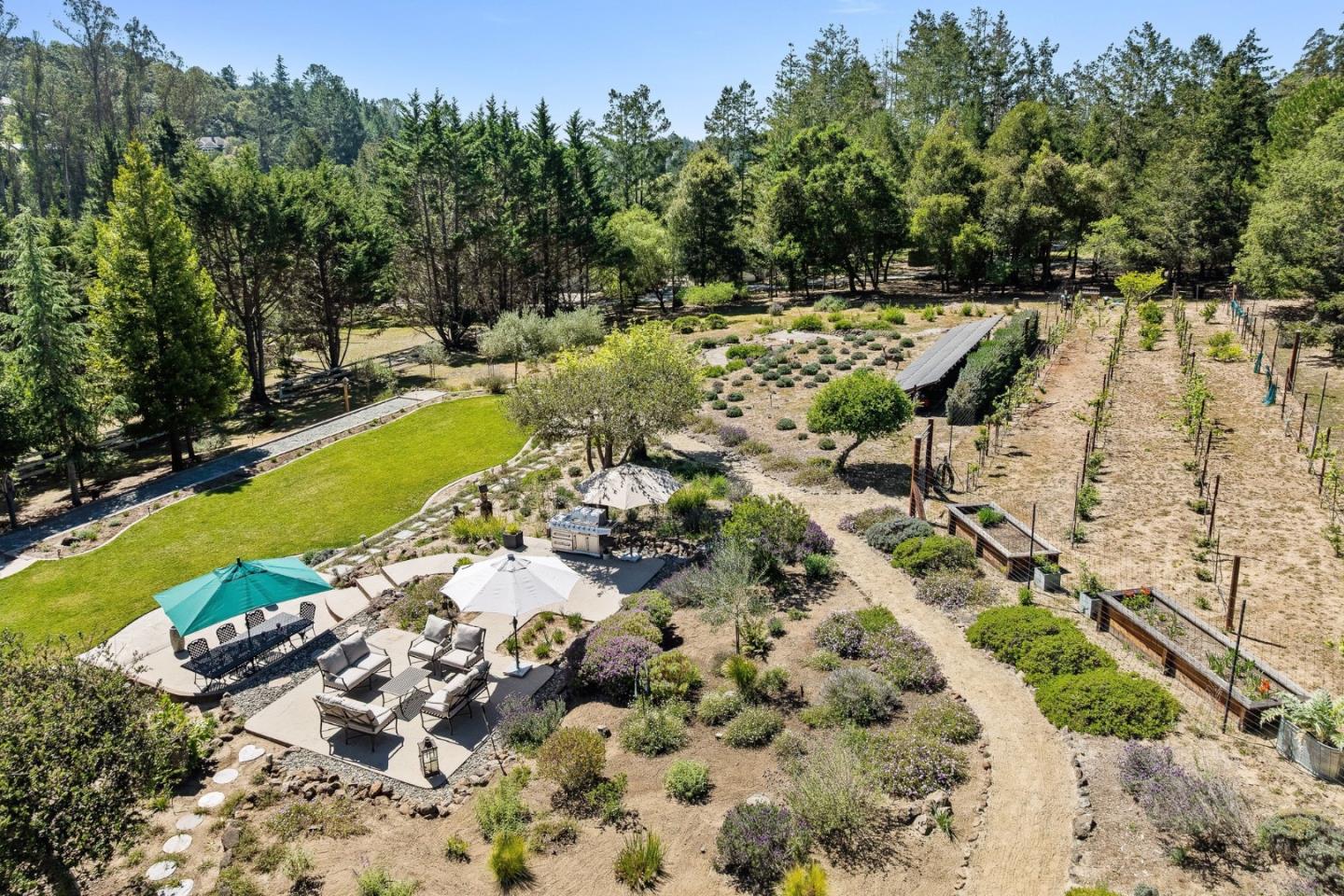 Detail Gallery Image 5 of 72 For 321 Pine Forest Dr, Aptos,  CA 95003 - 4 Beds | 2/1 Baths
