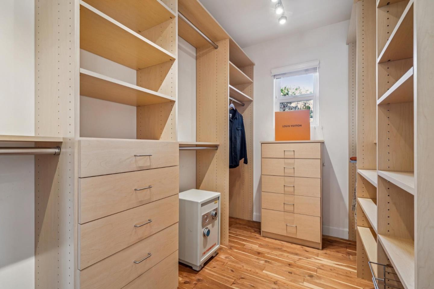 Detail Gallery Image 25 of 38 For 1430 Channing Ave, Palo Alto,  CA 94301 - 4 Beds | 3 Baths