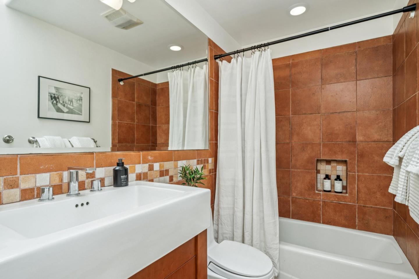 Detail Gallery Image 29 of 38 For 1430 Channing Ave, Palo Alto,  CA 94301 - 4 Beds | 3 Baths