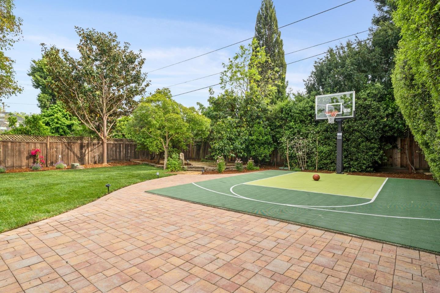 Detail Gallery Image 33 of 38 For 1430 Channing Ave, Palo Alto,  CA 94301 - 4 Beds | 3 Baths