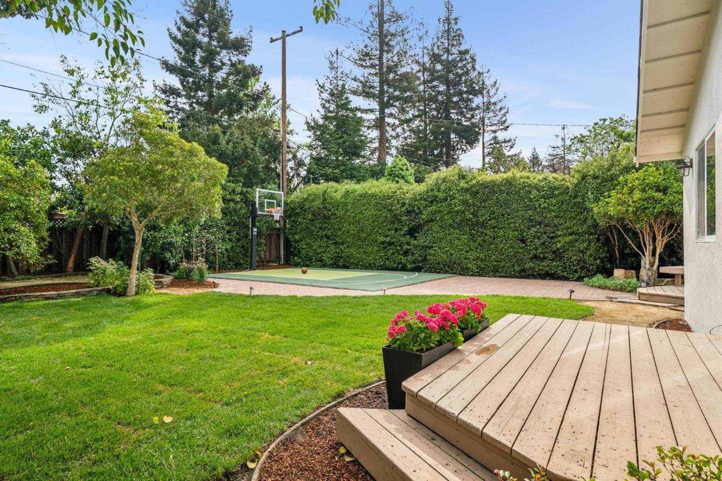 Detail Gallery Image 37 of 38 For 1430 Channing Ave, Palo Alto,  CA 94301 - 4 Beds | 3 Baths