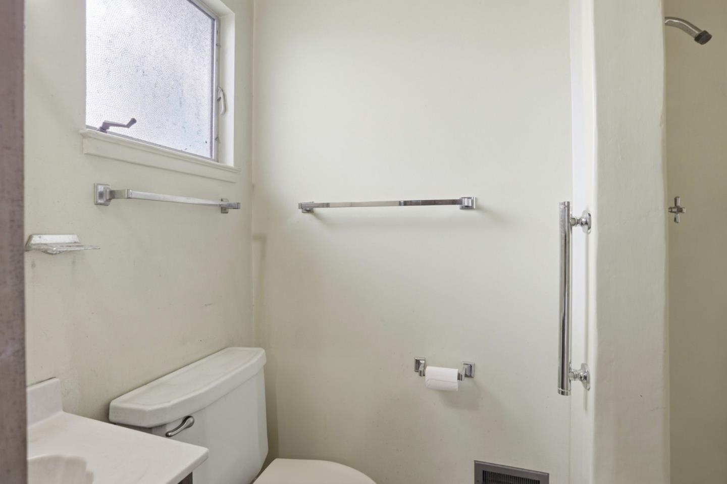 Detail Gallery Image 18 of 66 For 3641 Mckee Rd, San Jose,  CA 95127 - 3 Beds | 2 Baths