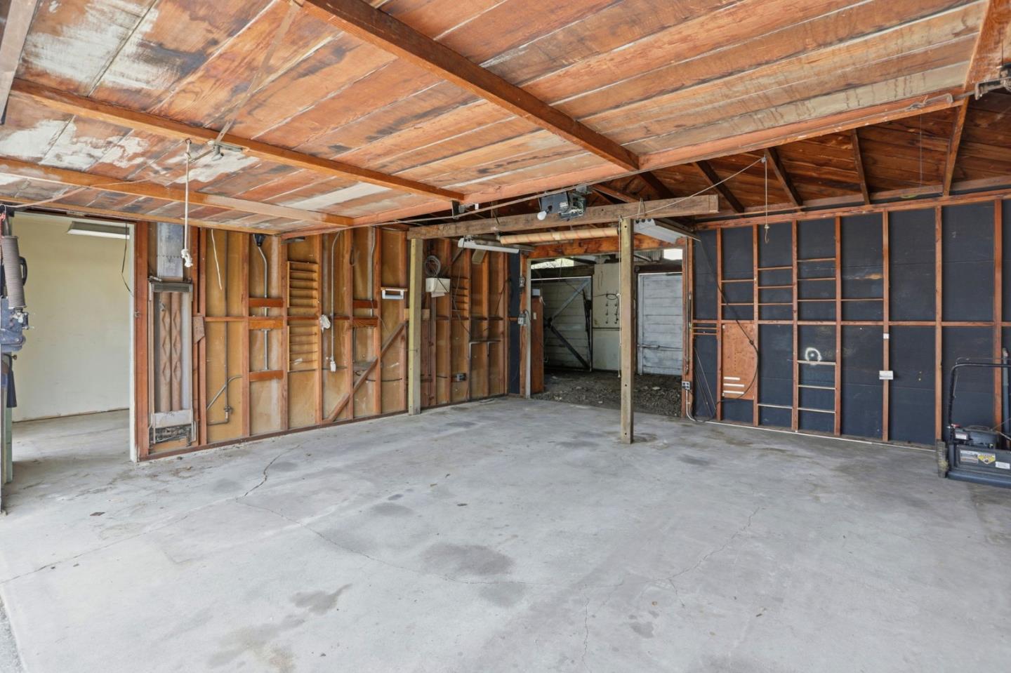 Detail Gallery Image 36 of 66 For 3641 Mckee Rd, San Jose,  CA 95127 - 3 Beds | 2 Baths