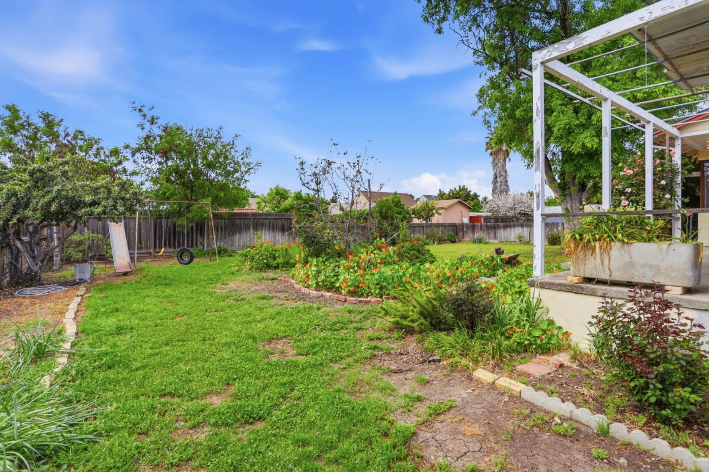 Detail Gallery Image 39 of 66 For 3641 Mckee Rd, San Jose,  CA 95127 - 3 Beds | 2 Baths