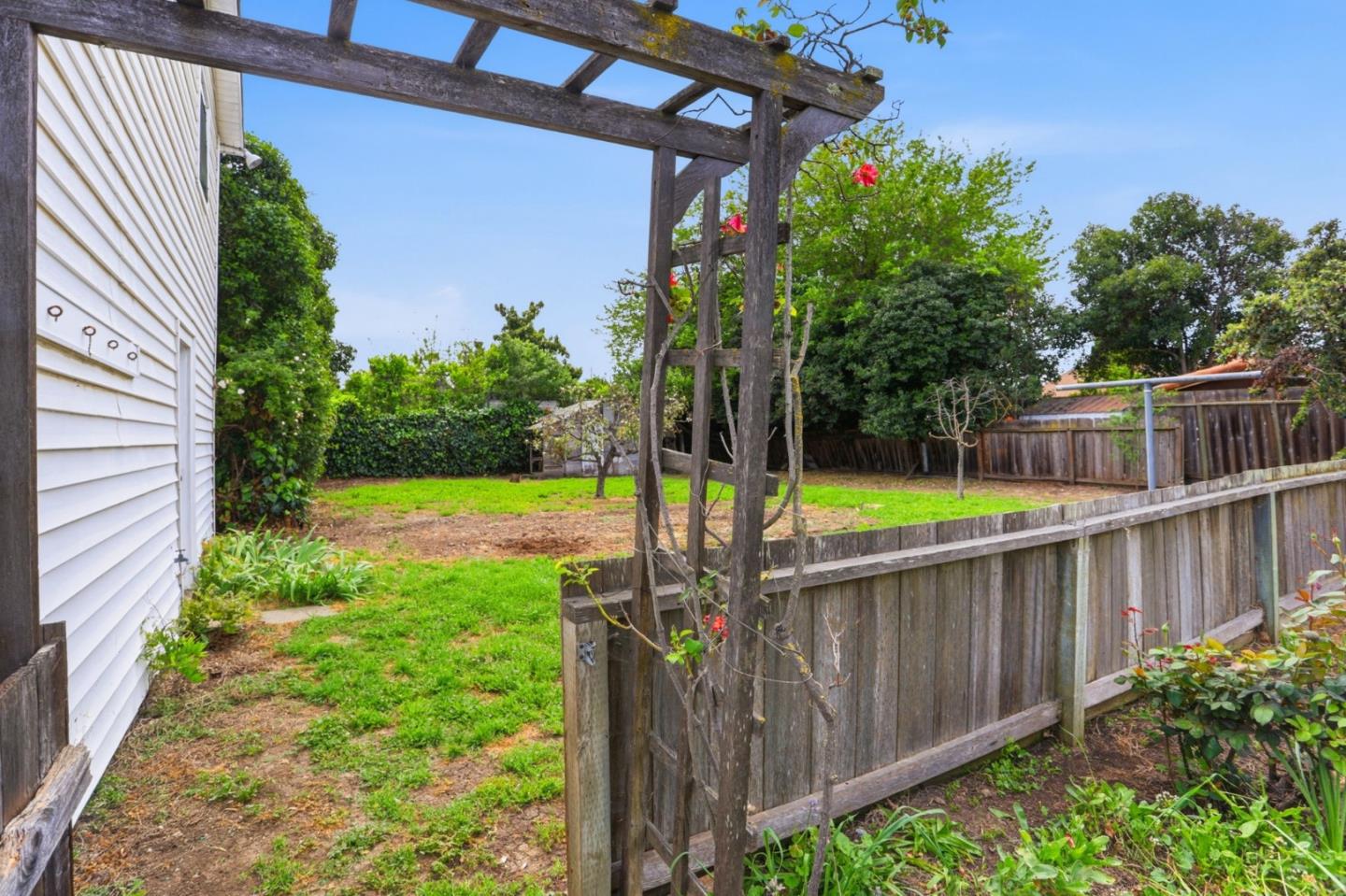 Detail Gallery Image 40 of 66 For 3641 Mckee Rd, San Jose,  CA 95127 - 3 Beds | 2 Baths