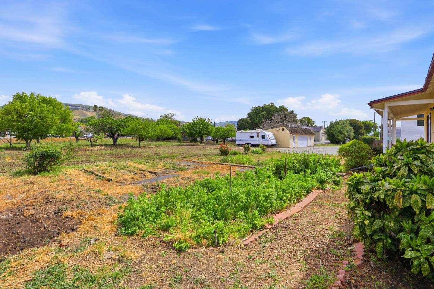 Detail Gallery Image 47 of 66 For 3641 Mckee Rd, San Jose,  CA 95127 - 3 Beds | 2 Baths