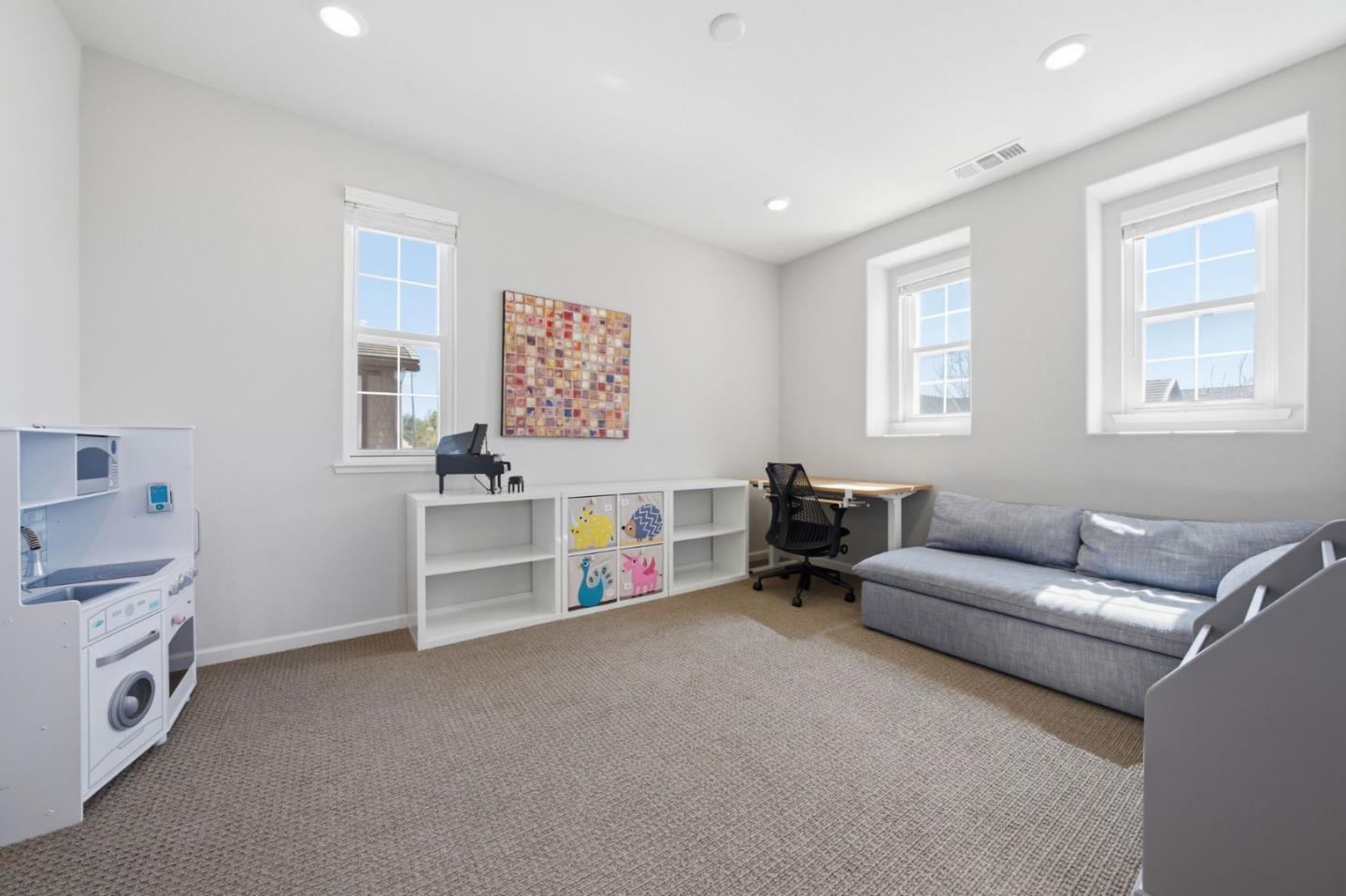 Detail Gallery Image 24 of 51 For 34270 Stable Way, Fremont,  CA 94555 - 4 Beds | 3/1 Baths