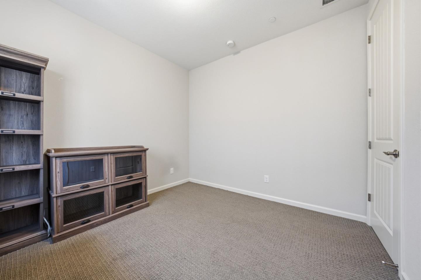 Detail Gallery Image 27 of 51 For 34270 Stable Way, Fremont,  CA 94555 - 4 Beds | 3/1 Baths