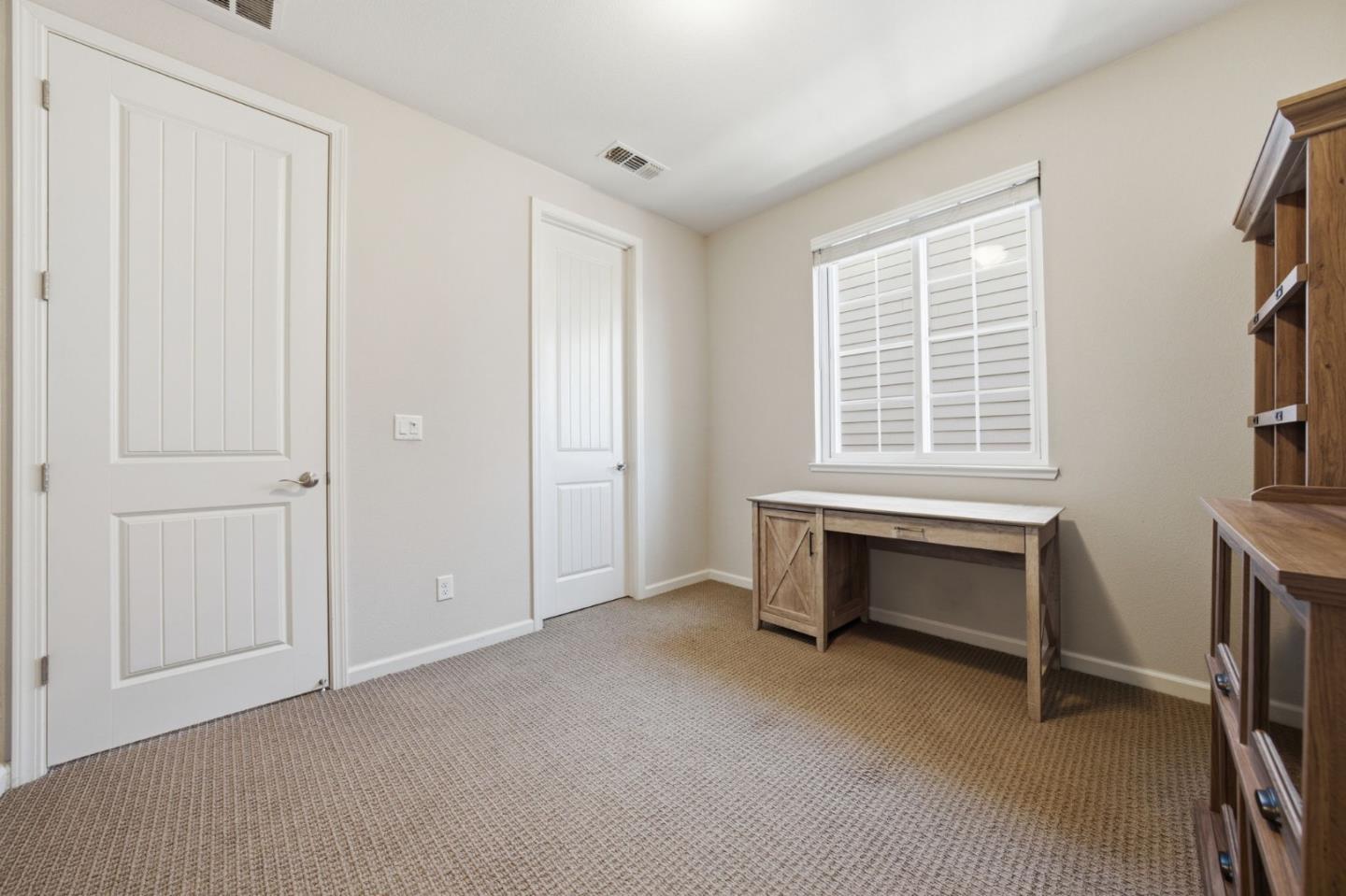 Detail Gallery Image 28 of 51 For 34270 Stable Way, Fremont,  CA 94555 - 4 Beds | 3/1 Baths