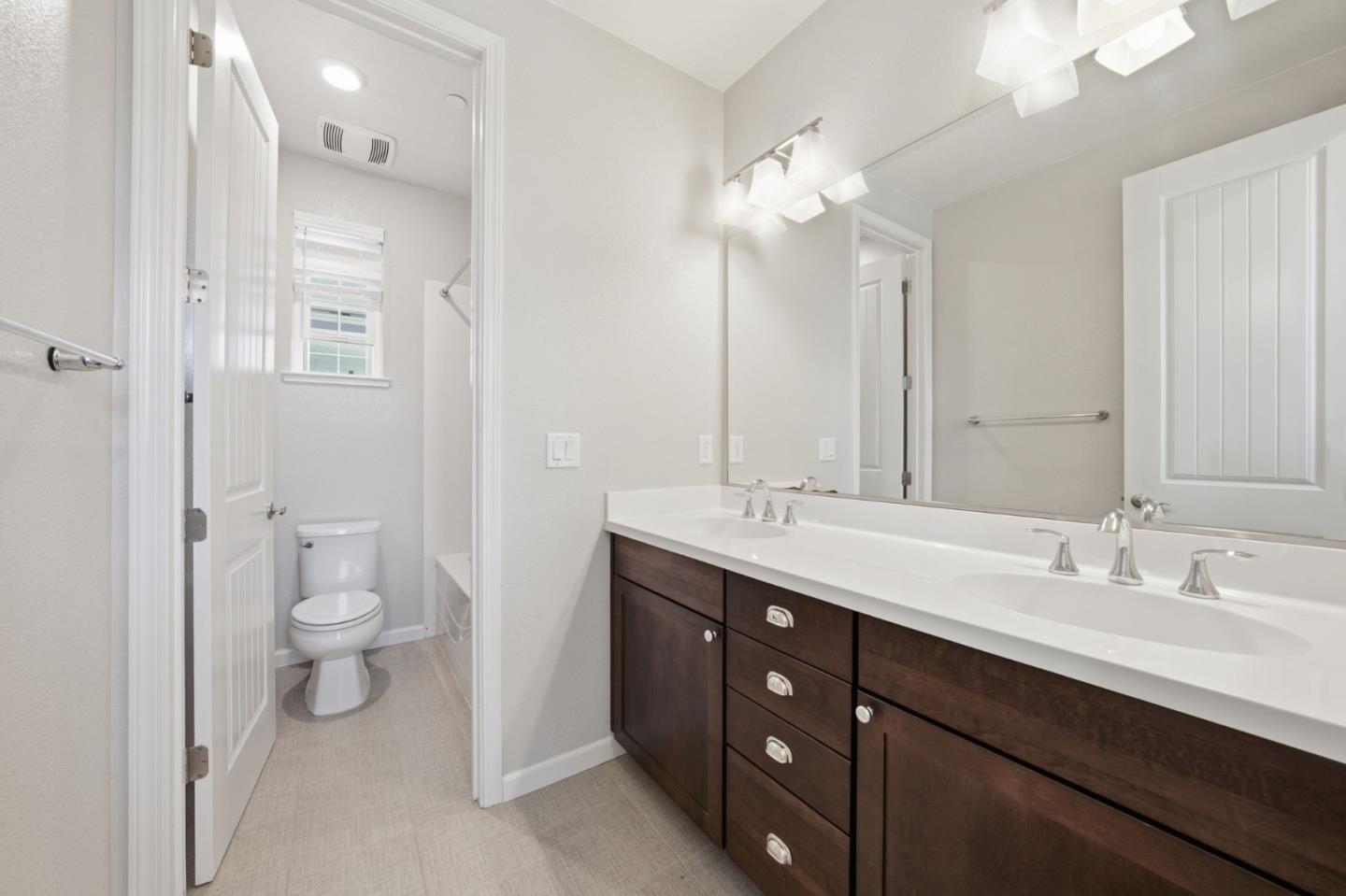 Detail Gallery Image 38 of 51 For 34270 Stable Way, Fremont,  CA 94555 - 4 Beds | 3/1 Baths