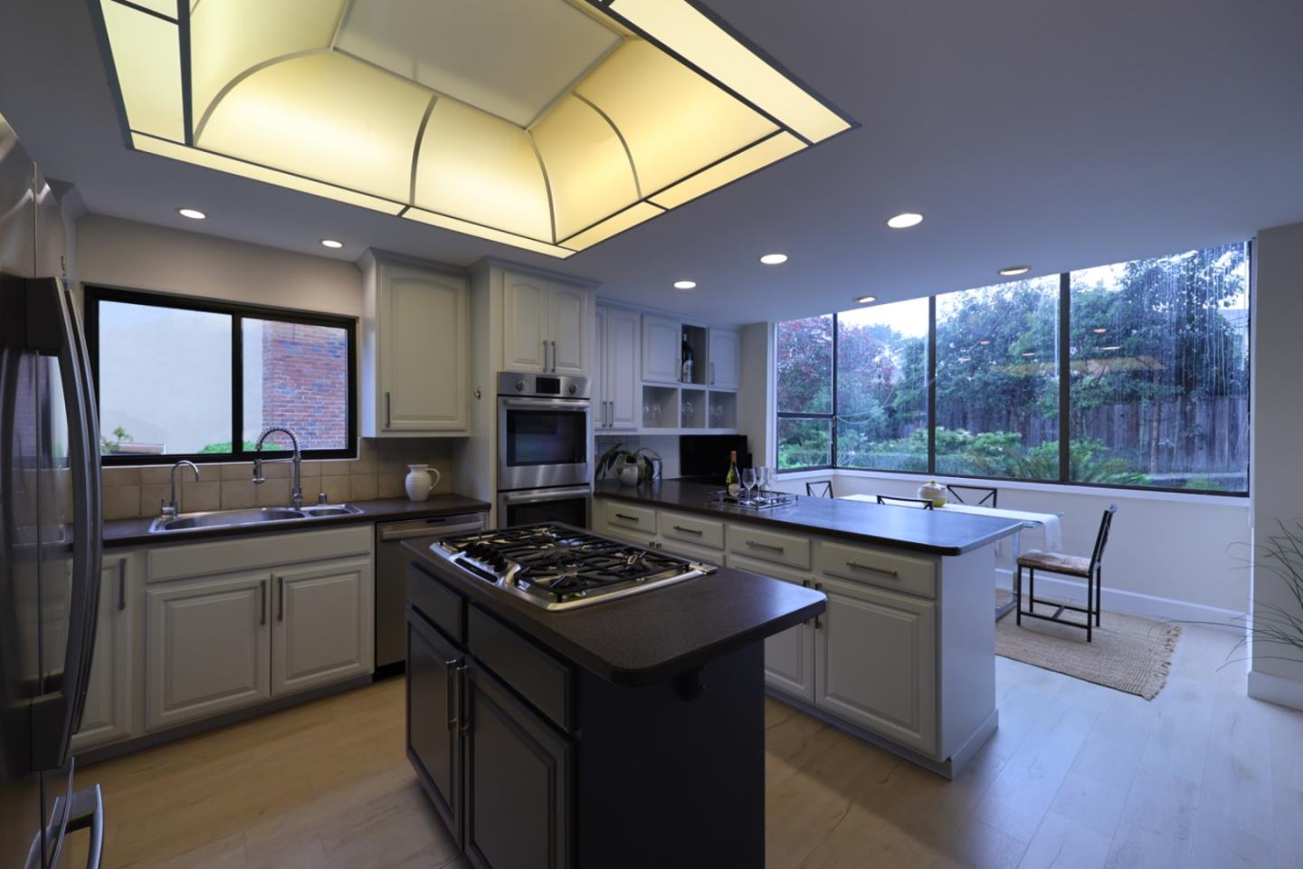 Detail Gallery Image 14 of 51 For 2329 Burning Tree Rd, Half Moon Bay,  CA 94019 - 4 Beds | 2/1 Baths