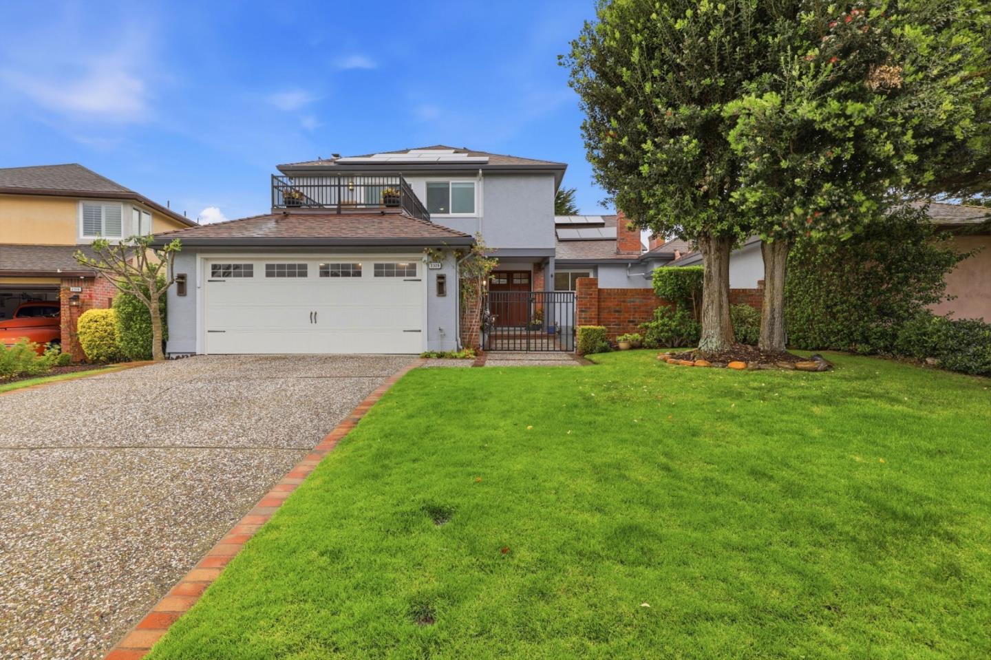 Detail Gallery Image 2 of 51 For 2329 Burning Tree Rd, Half Moon Bay,  CA 94019 - 4 Beds | 2/1 Baths