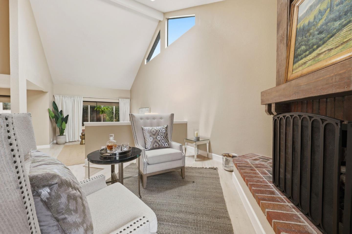 Detail Gallery Image 22 of 51 For 2329 Burning Tree Rd, Half Moon Bay,  CA 94019 - 4 Beds | 2/1 Baths