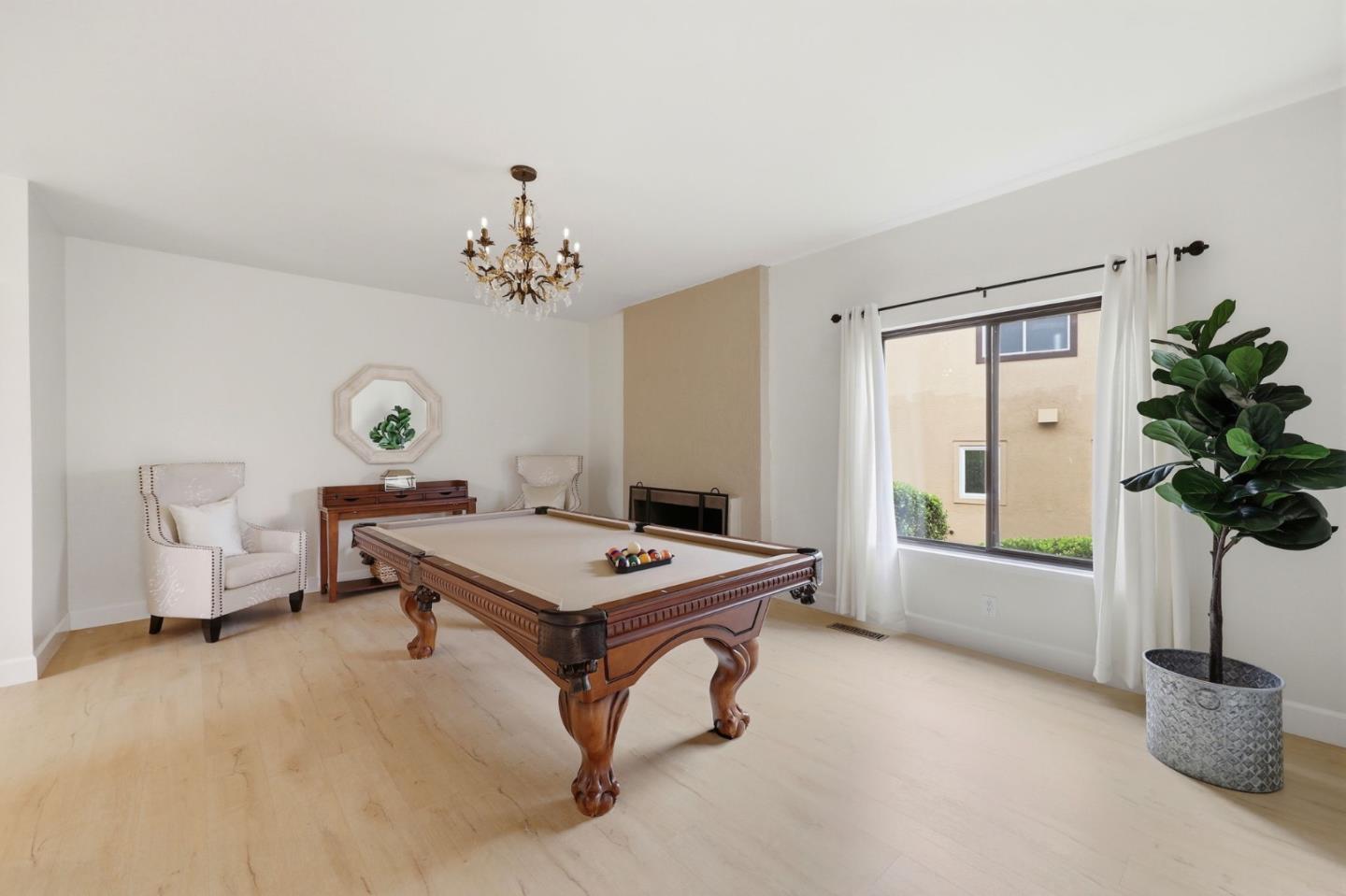 Detail Gallery Image 26 of 51 For 2329 Burning Tree Rd, Half Moon Bay,  CA 94019 - 4 Beds | 2/1 Baths