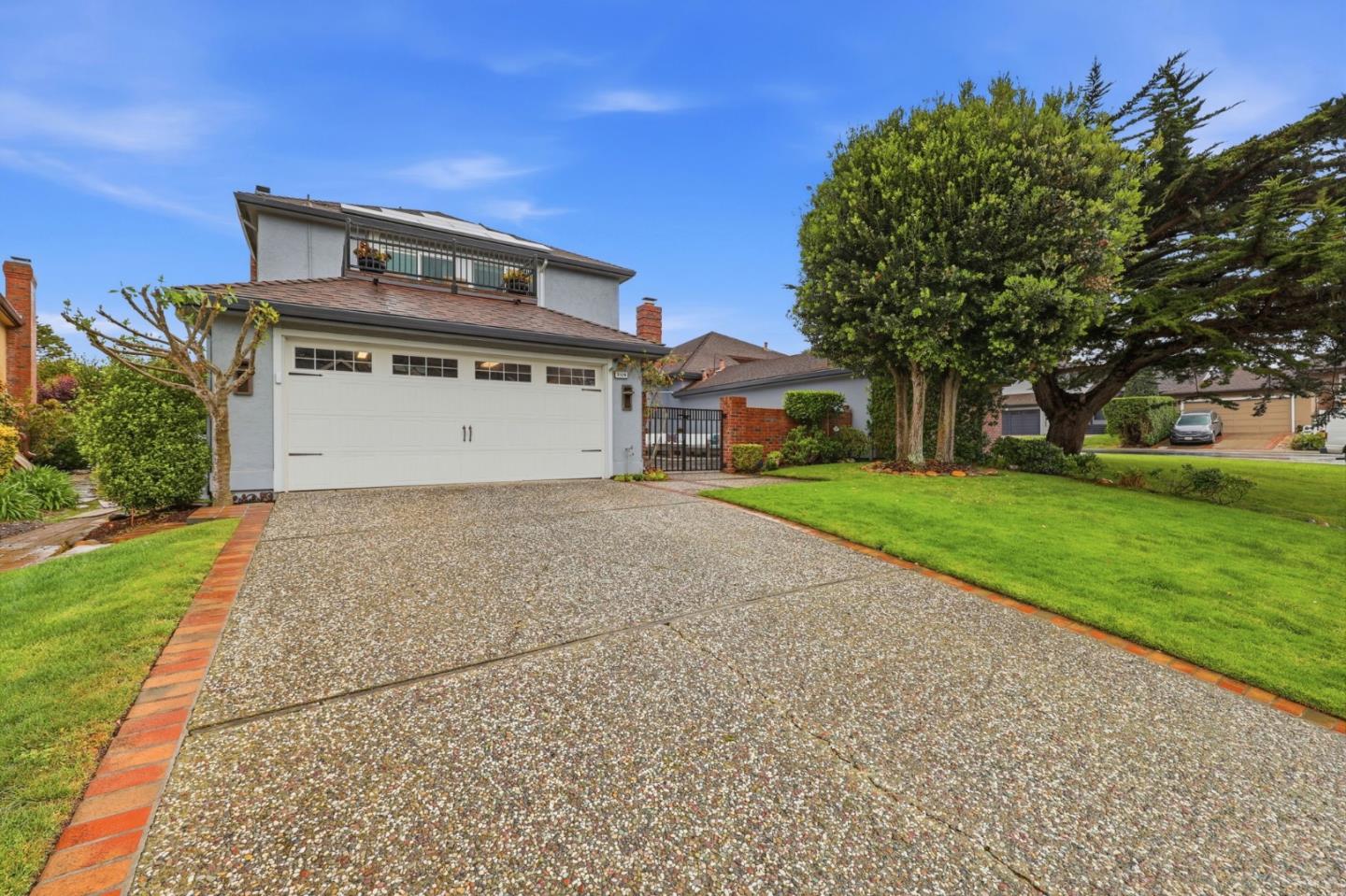 Detail Gallery Image 3 of 51 For 2329 Burning Tree Rd, Half Moon Bay,  CA 94019 - 4 Beds | 2/1 Baths