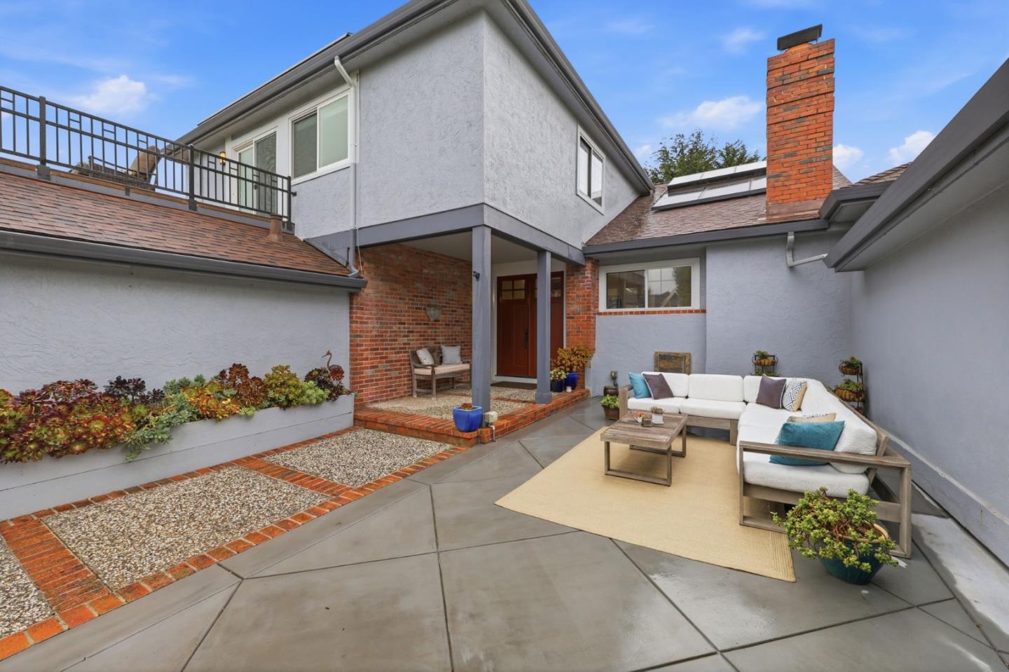 Detail Gallery Image 5 of 51 For 2329 Burning Tree Rd, Half Moon Bay,  CA 94019 - 4 Beds | 2/1 Baths