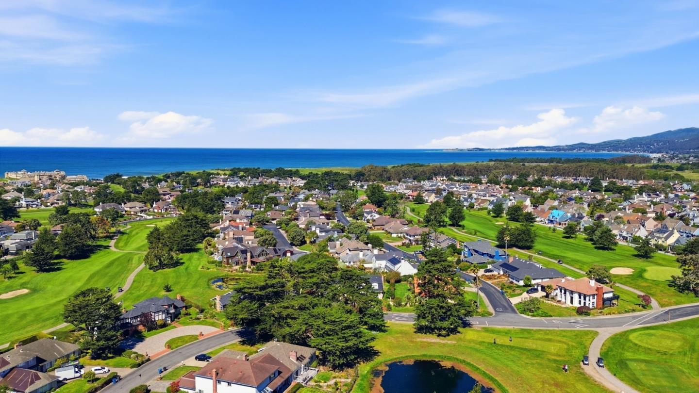 Detail Gallery Image 52 of 65 For 2329 Burning Tree Rd, Half Moon Bay,  CA 94019 - 4 Beds | 2/1 Baths