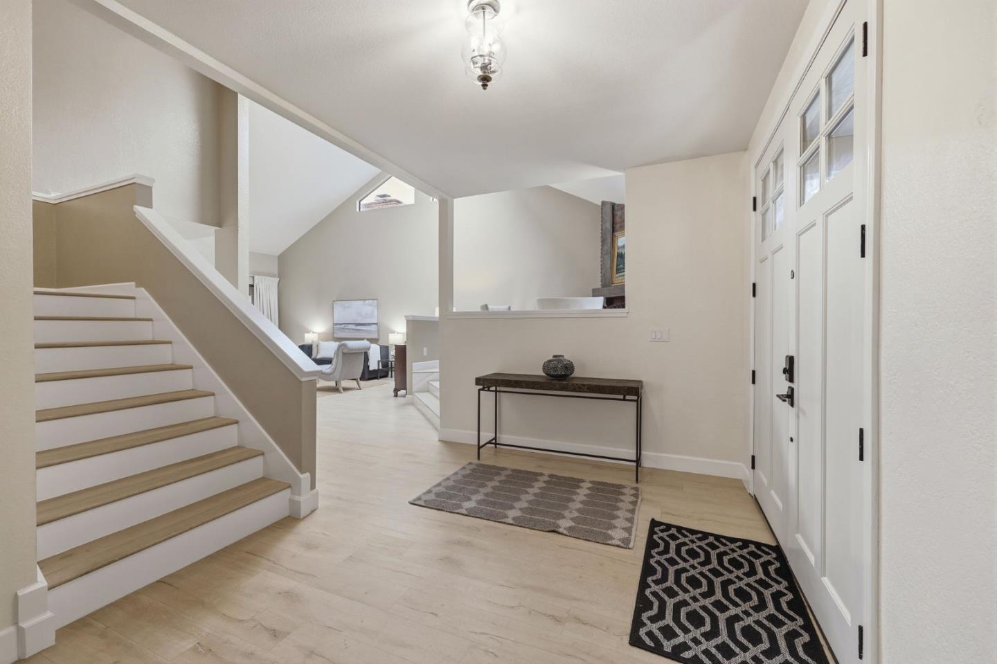 Detail Gallery Image 8 of 51 For 2329 Burning Tree Rd, Half Moon Bay,  CA 94019 - 4 Beds | 2/1 Baths