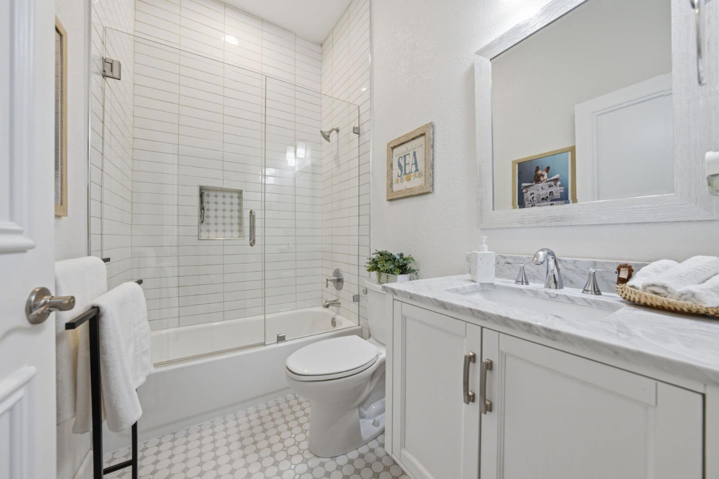 Detail Gallery Image 13 of 19 For 304 E Empire St, San Jose,  CA 95112 - 3 Beds | 2 Baths