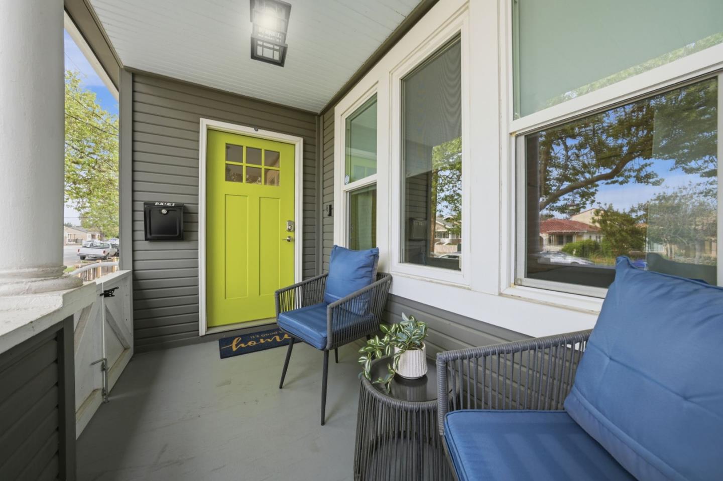 Detail Gallery Image 2 of 19 For 304 E Empire St, San Jose,  CA 95112 - 3 Beds | 2 Baths