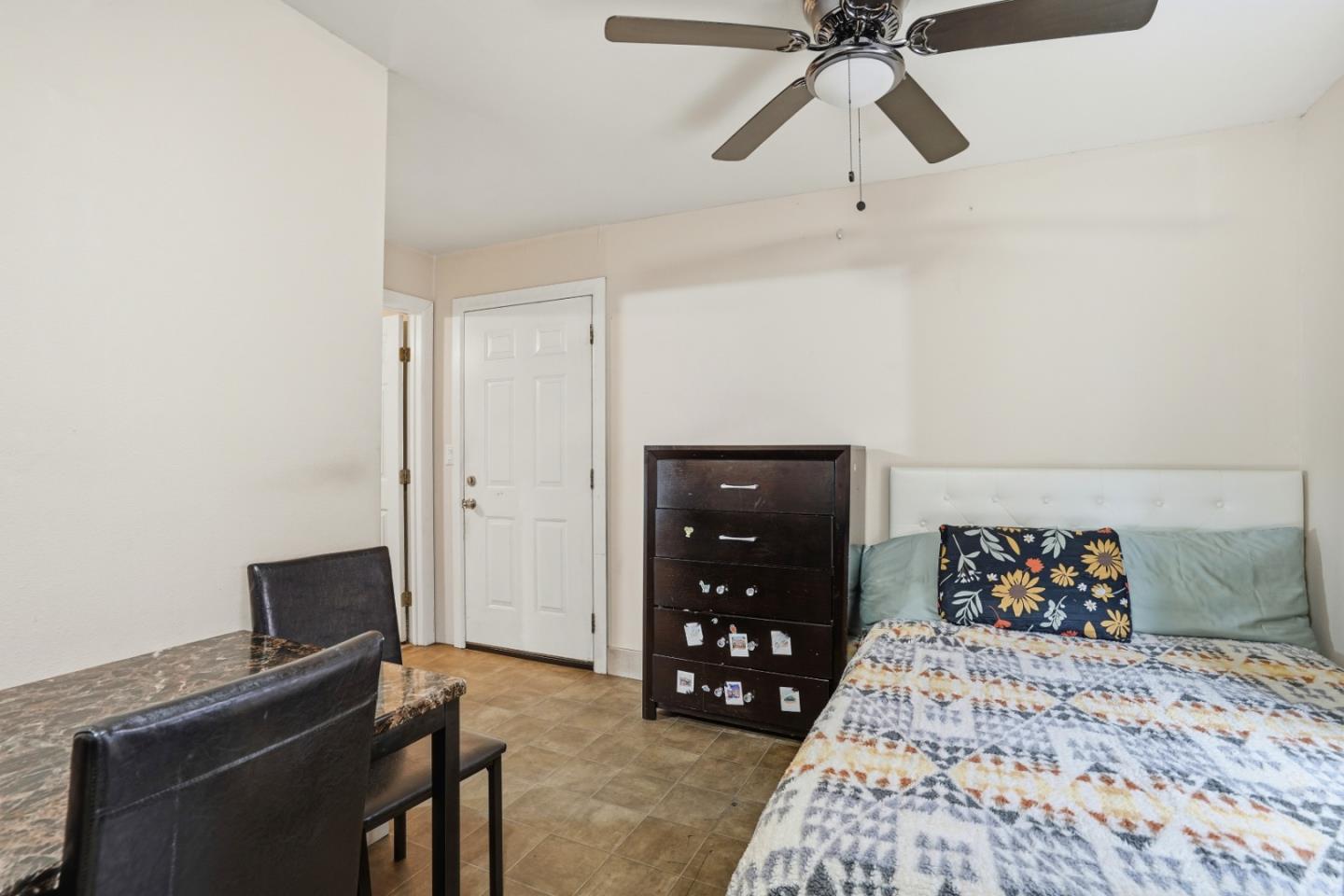 Detail Gallery Image 21 of 43 For 66th Ave, Oakland,  CA 94605 - 3 Beds | 1 Baths