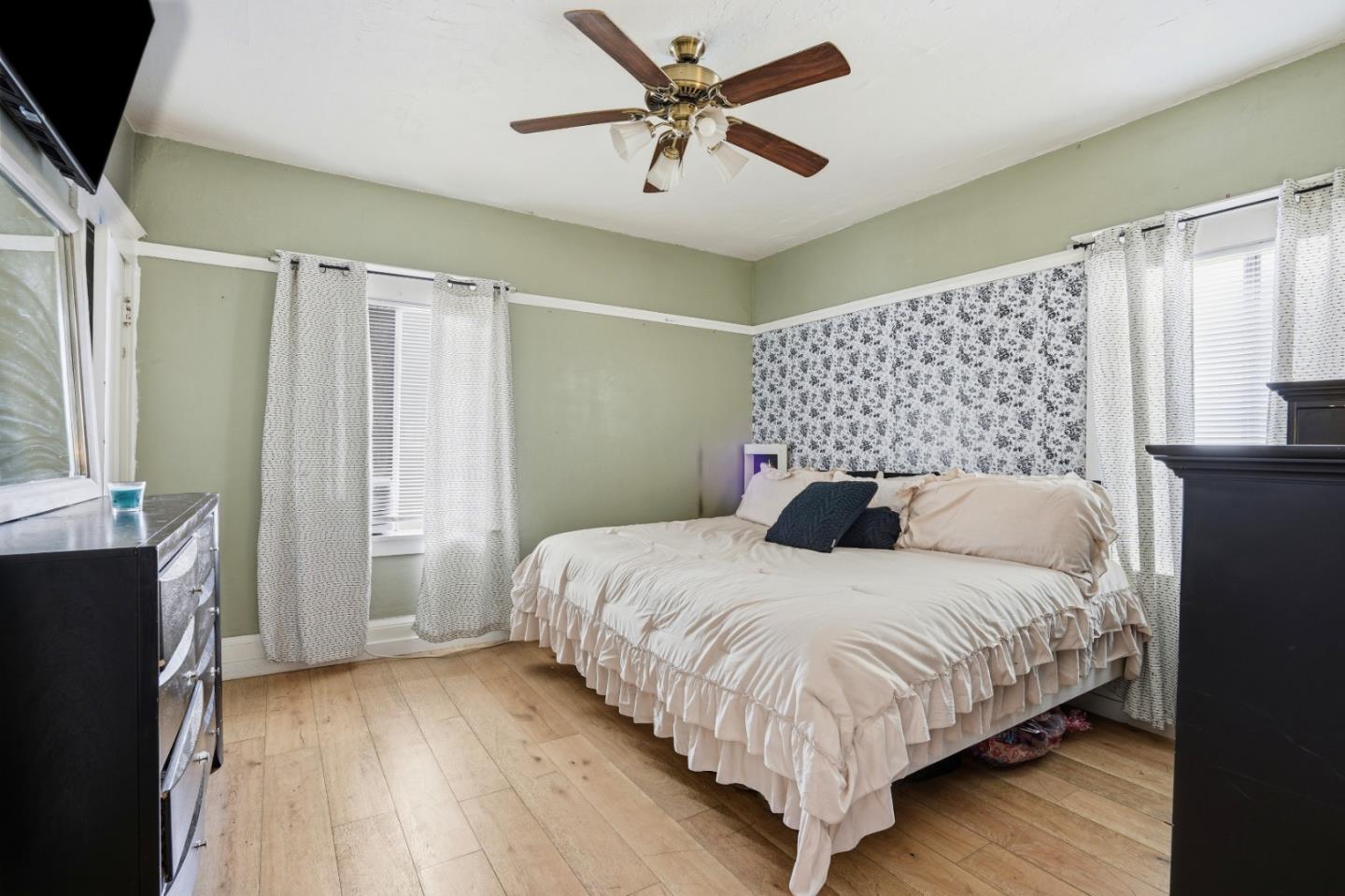 Detail Gallery Image 22 of 43 For 66th Ave, Oakland,  CA 94605 - 3 Beds | 1 Baths