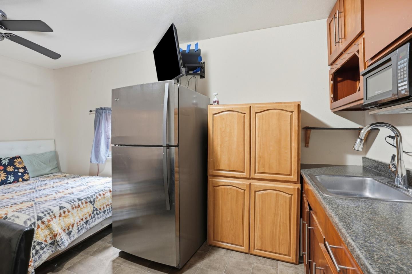 Detail Gallery Image 36 of 43 For 66th Ave, Oakland,  CA 94605 - 3 Beds | 1 Baths