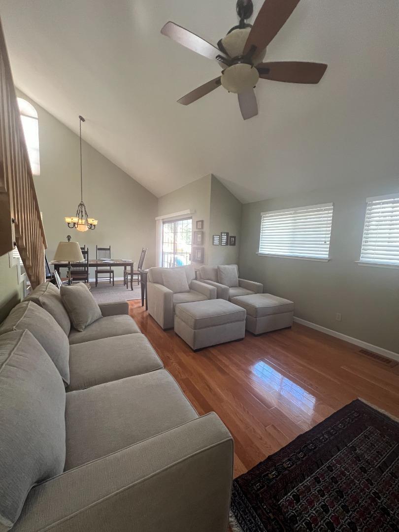 Detail Gallery Image 8 of 39 For 40586 Saddleback Rd, Bass Lake,  CA 93604 - 5 Beds | 3/1 Baths