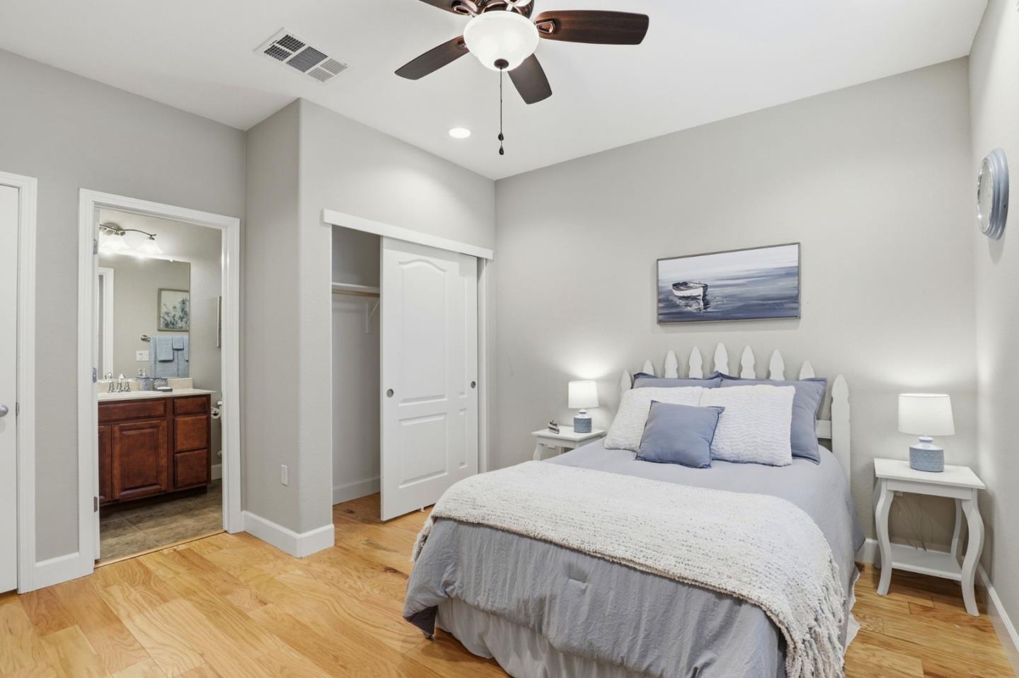 Detail Gallery Image 17 of 55 For 1816 Rosemary Dr, Gilroy,  CA 95020 - 5 Beds | 4/1 Baths