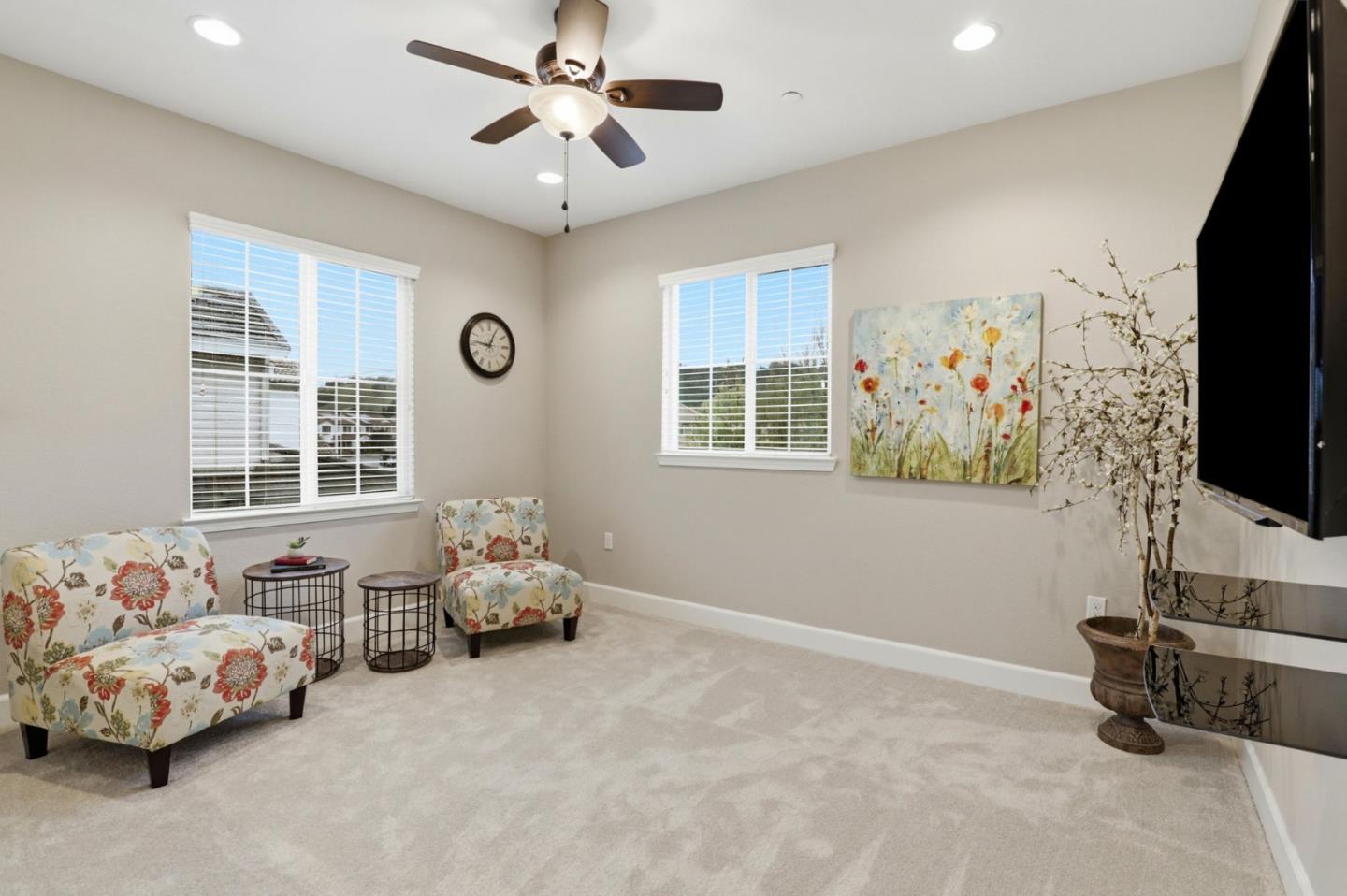 Detail Gallery Image 19 of 55 For 1816 Rosemary Dr, Gilroy,  CA 95020 - 5 Beds | 4/1 Baths