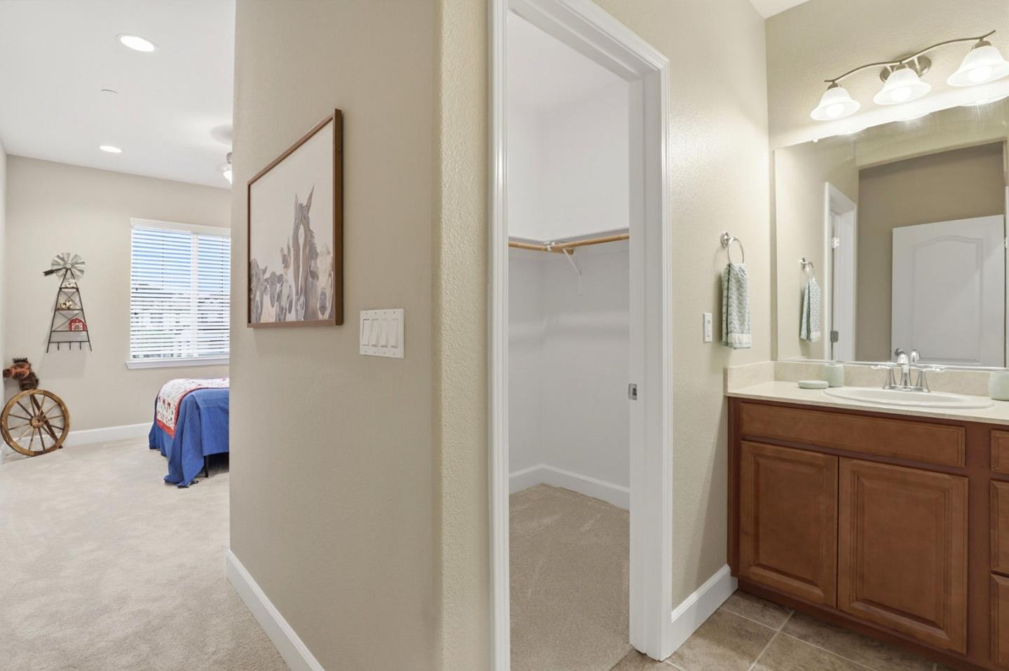 Detail Gallery Image 30 of 55 For 1816 Rosemary Dr, Gilroy,  CA 95020 - 5 Beds | 4/1 Baths