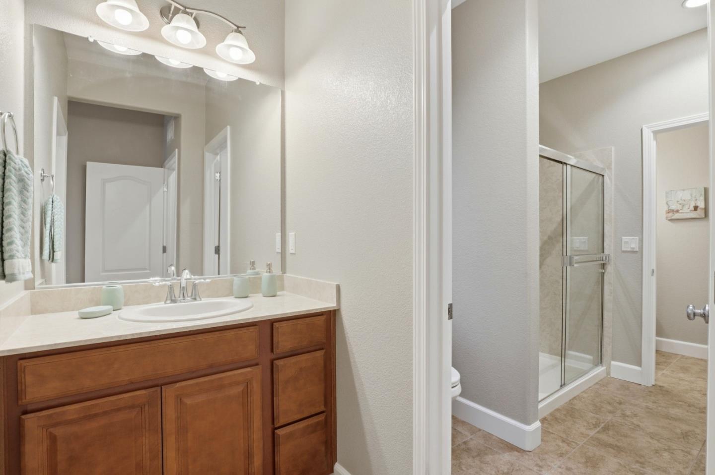 Detail Gallery Image 31 of 55 For 1816 Rosemary Dr, Gilroy,  CA 95020 - 5 Beds | 4/1 Baths