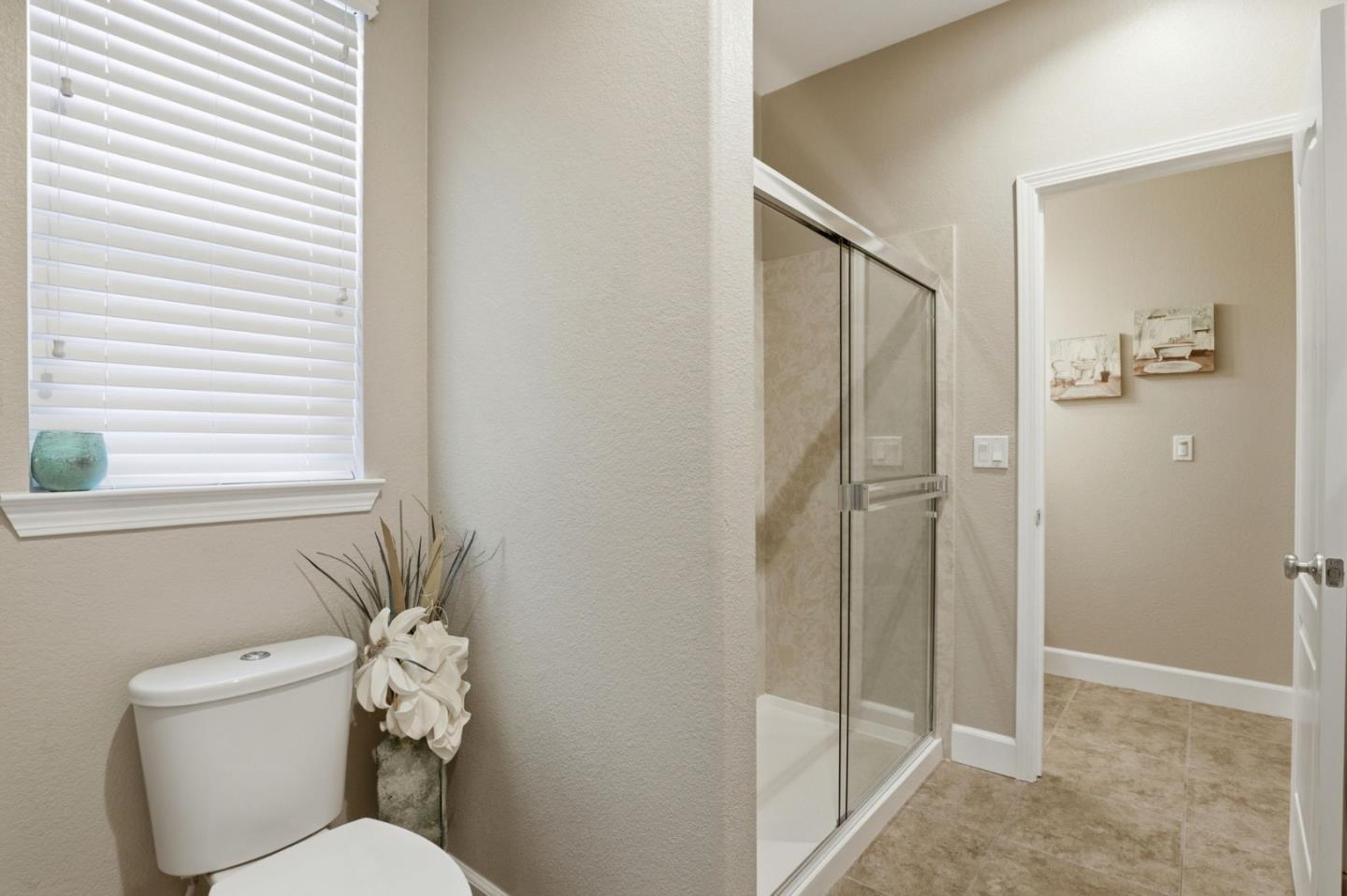 Detail Gallery Image 32 of 55 For 1816 Rosemary Dr, Gilroy,  CA 95020 - 5 Beds | 4/1 Baths