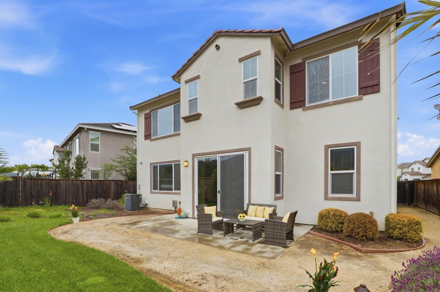 Detail Gallery Image 37 of 55 For 1816 Rosemary Dr, Gilroy,  CA 95020 - 5 Beds | 4/1 Baths