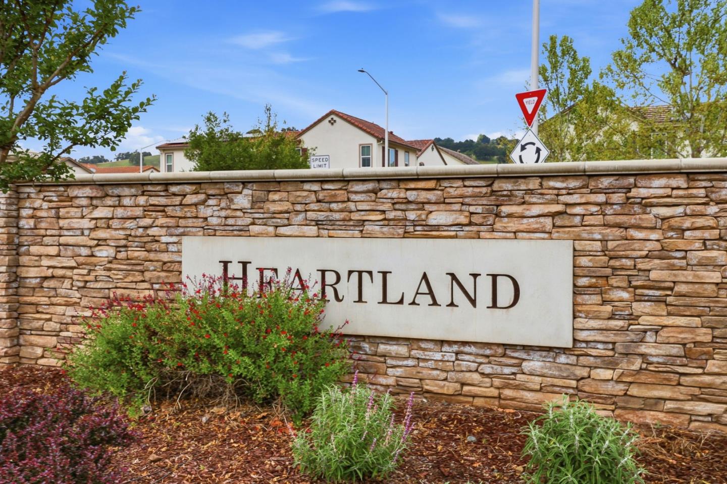 Detail Gallery Image 43 of 55 For 1816 Rosemary Dr, Gilroy,  CA 95020 - 5 Beds | 4/1 Baths