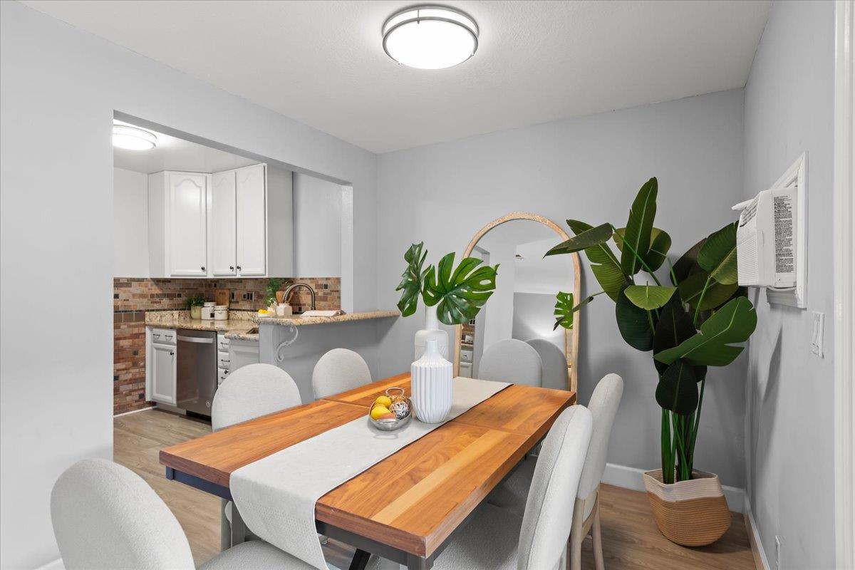 Detail Gallery Image 10 of 29 For 221 Kiely Blvd #B,  Santa Clara,  CA 95051 - 2 Beds | 2 Baths