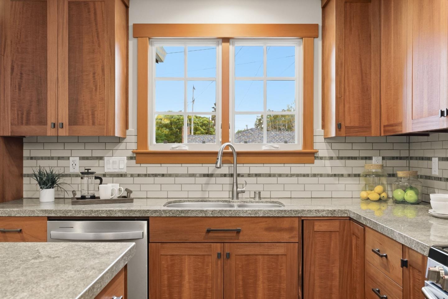 Detail Gallery Image 18 of 98 For 1486 Burrell Ct, San Jose,  CA 95126 - 4 Beds | 2 Baths