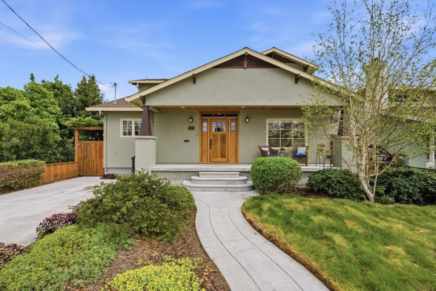 Detail Gallery Image 3 of 98 For 1486 Burrell Ct, San Jose,  CA 95126 - 4 Beds | 2 Baths