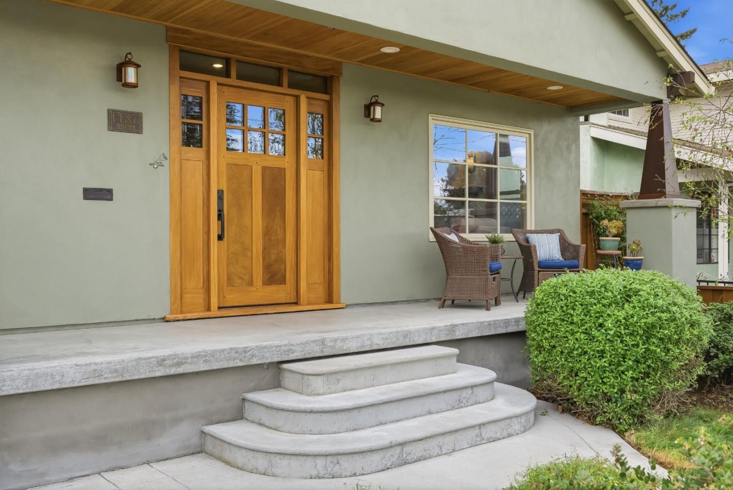 Detail Gallery Image 4 of 98 For 1486 Burrell Ct, San Jose,  CA 95126 - 4 Beds | 2 Baths