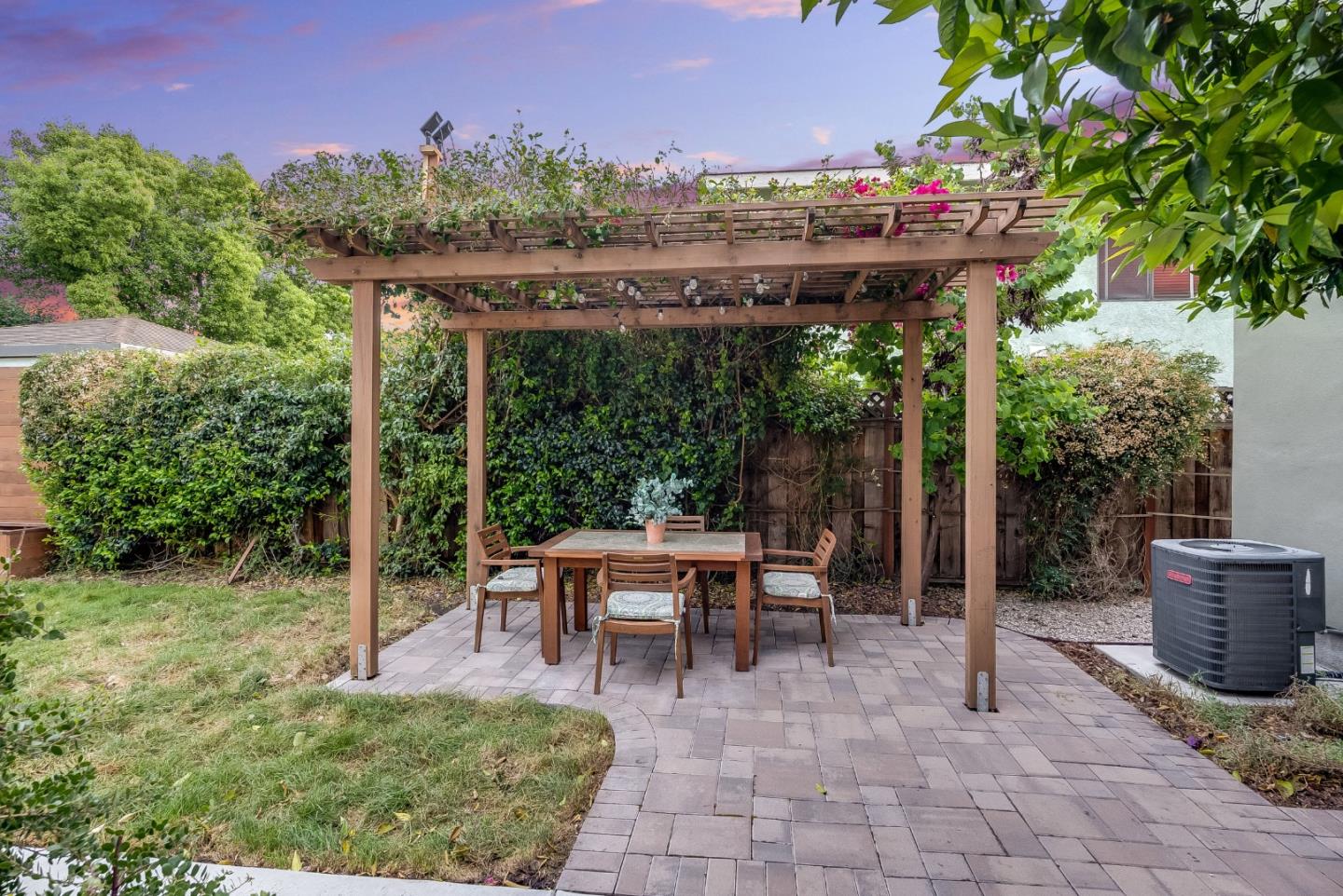 Detail Gallery Image 47 of 98 For 1486 Burrell Ct, San Jose,  CA 95126 - 4 Beds | 2 Baths