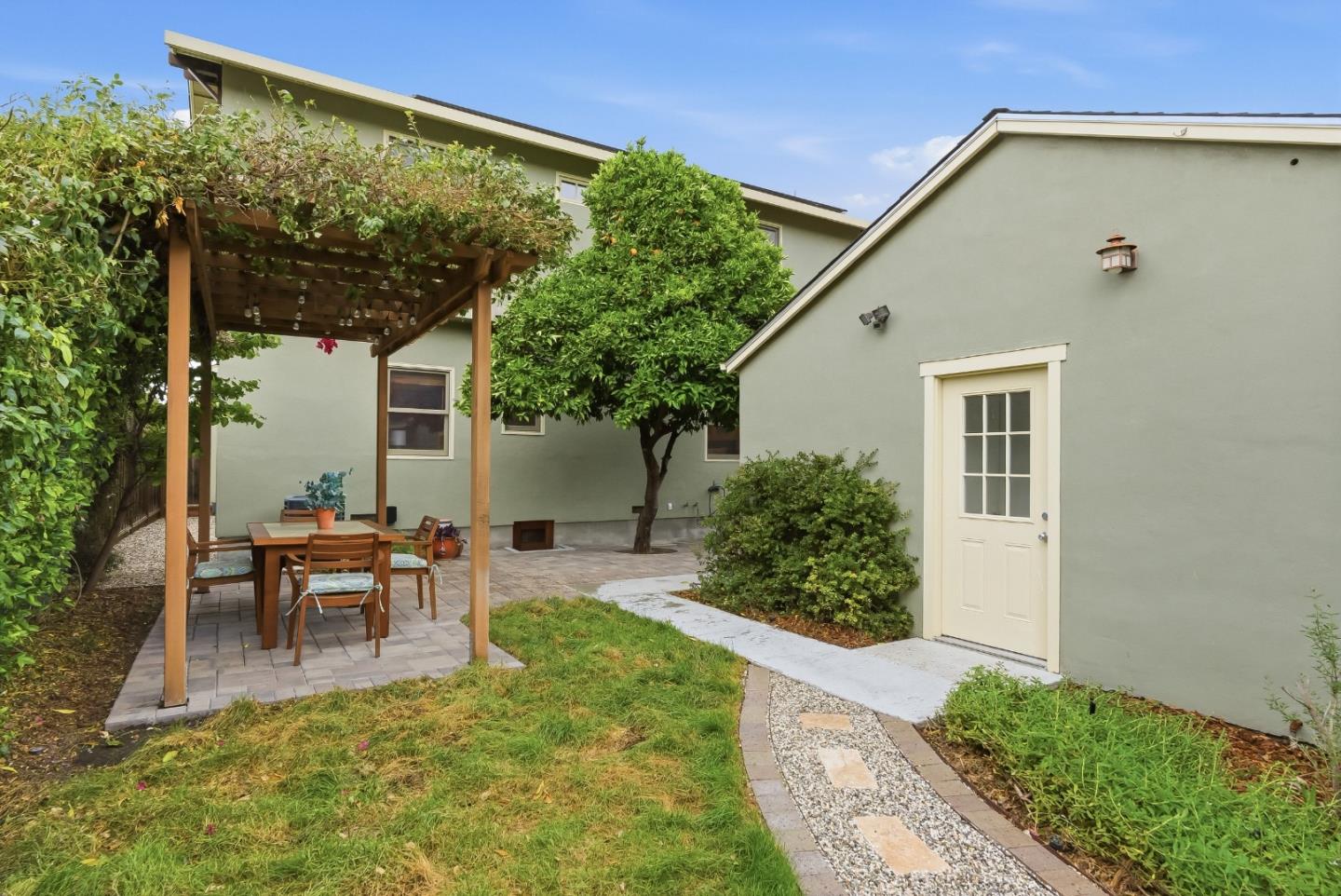 Detail Gallery Image 48 of 98 For 1486 Burrell Ct, San Jose,  CA 95126 - 4 Beds | 2 Baths