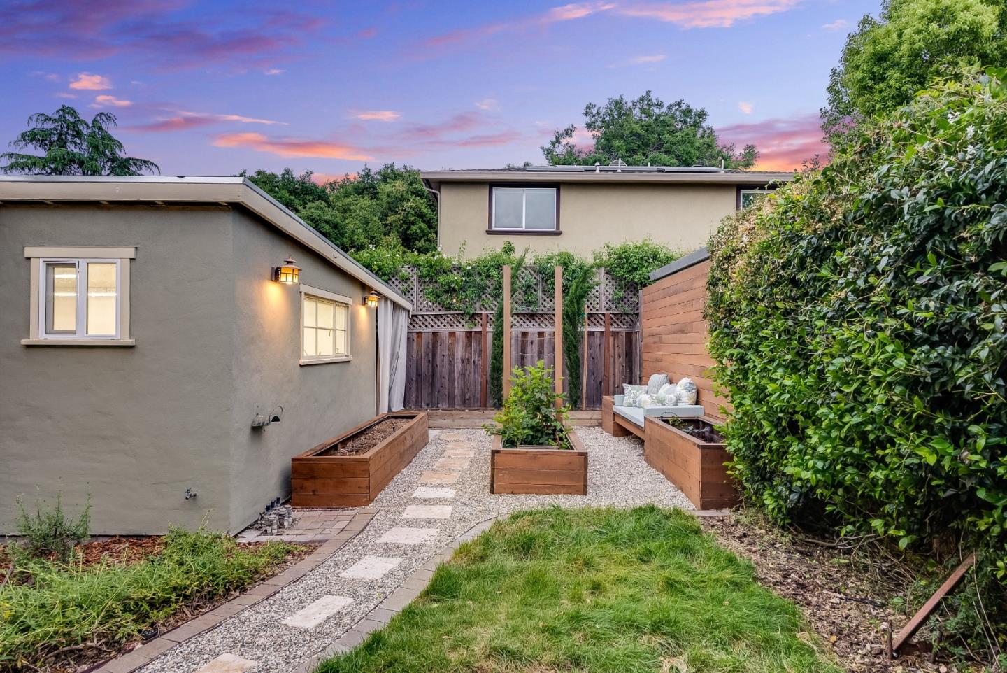 Detail Gallery Image 49 of 98 For 1486 Burrell Ct, San Jose,  CA 95126 - 4 Beds | 2 Baths