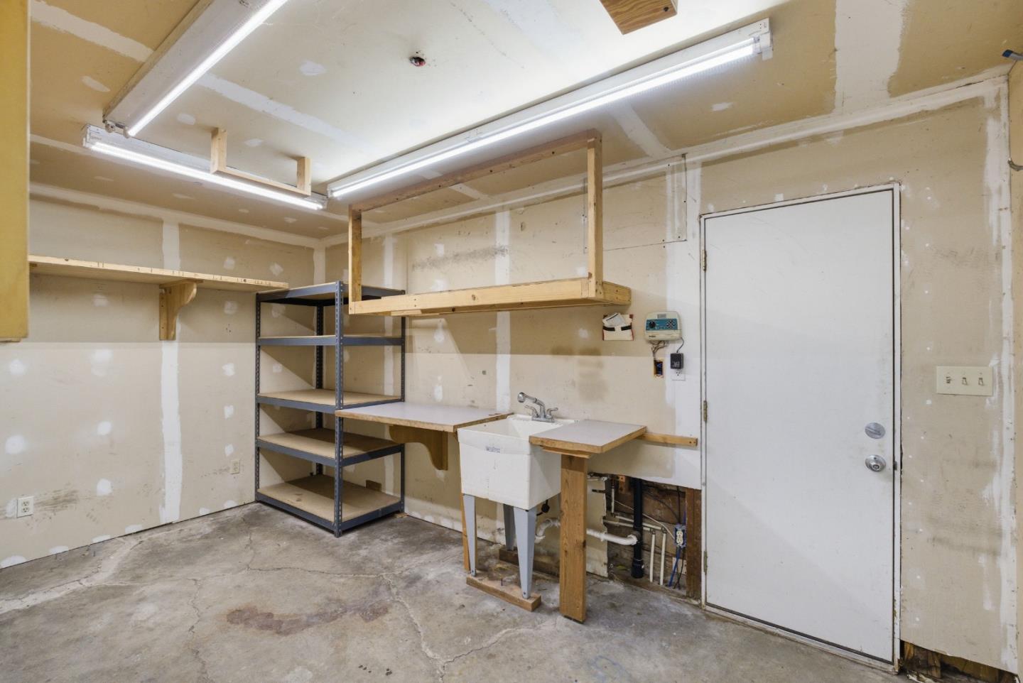 Detail Gallery Image 59 of 98 For 1486 Burrell Ct, San Jose,  CA 95126 - 4 Beds | 2 Baths