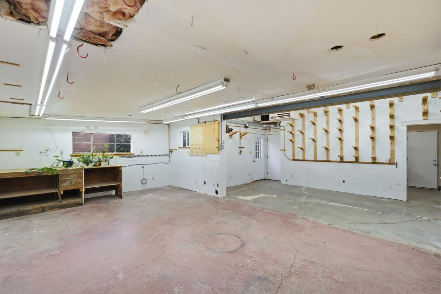 Detail Gallery Image 61 of 98 For 1486 Burrell Ct, San Jose,  CA 95126 - 4 Beds | 2 Baths